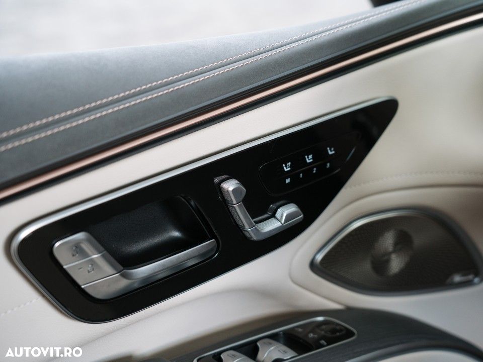 Mercedes-Benz EQS - 32