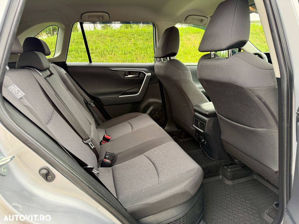 Toyota RAV4 - 25