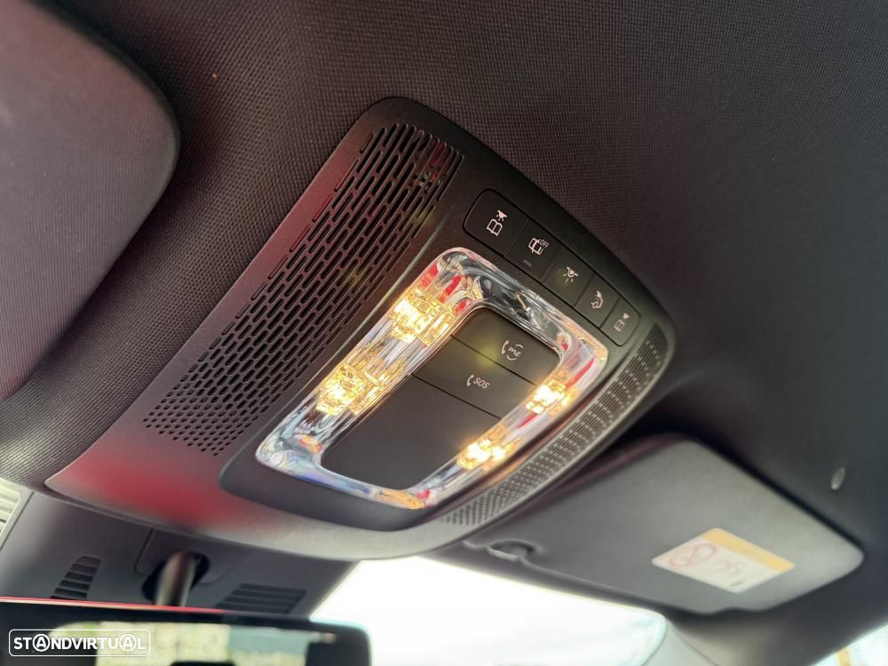 Mercedes-Benz B 250 e AMG Line - 24