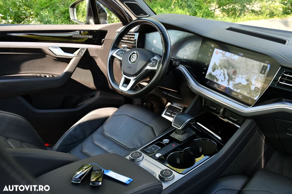 Volkswagen Touareg V6 TDI SCR 4Motion Aut. R-Line FINAL EDITION - 32