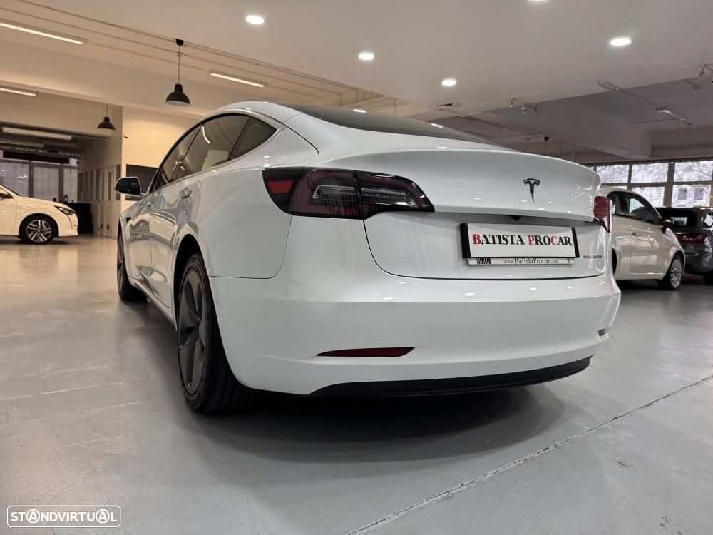 Tesla Model 3 - 18
