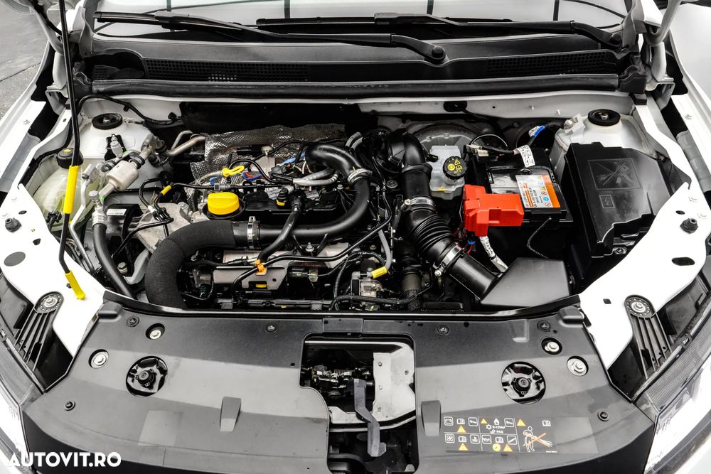 Dacia Logan TCe 90 Essential - 23