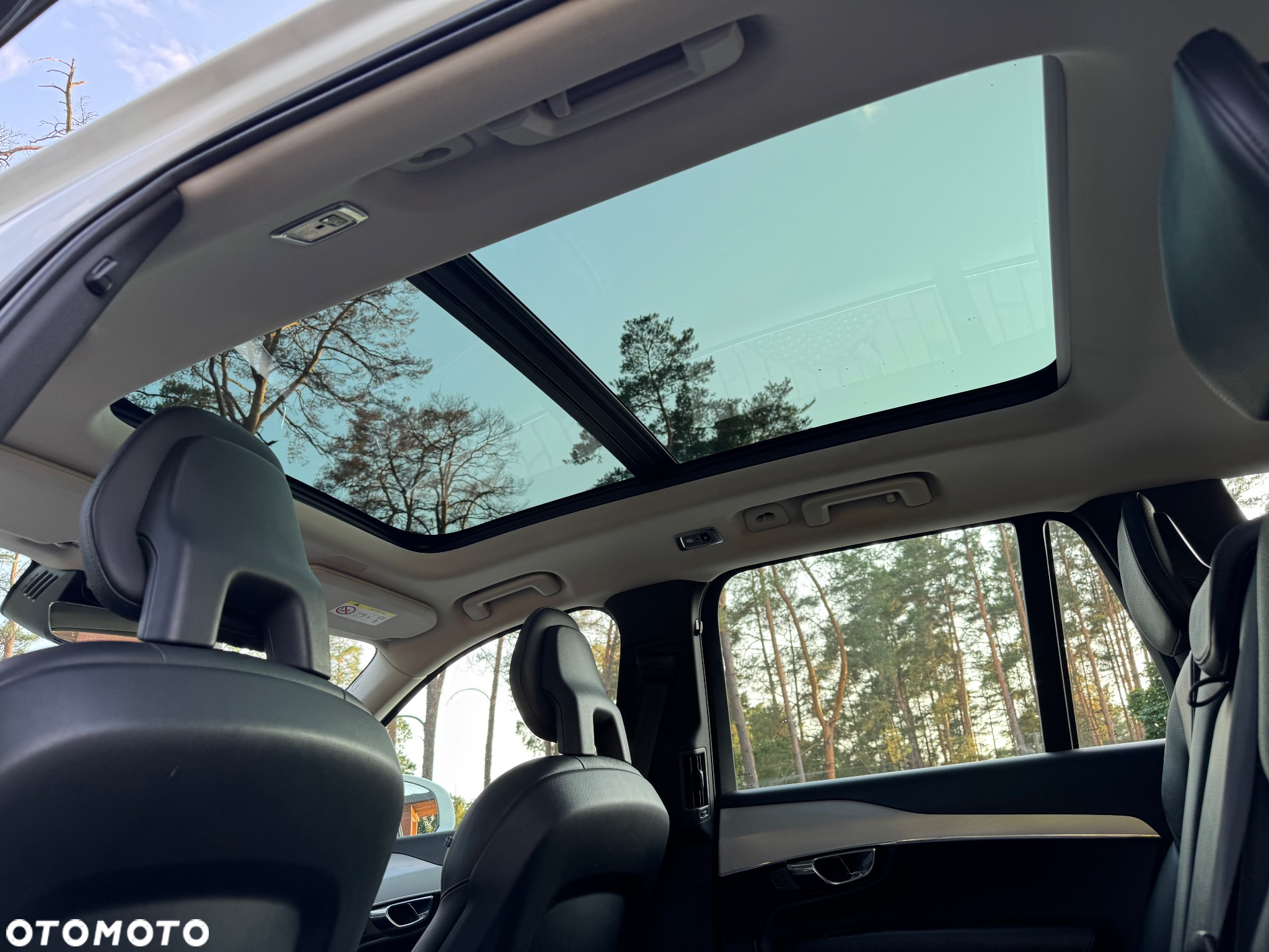 Volvo XC 90 D5 AWD Momentum - 30