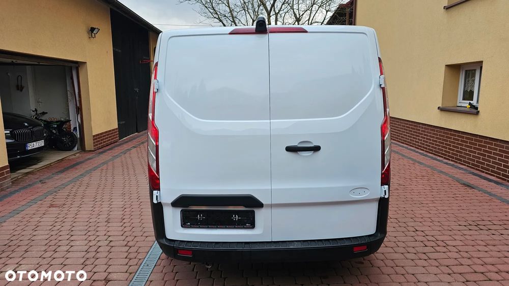 Ford Transit Custom - 21