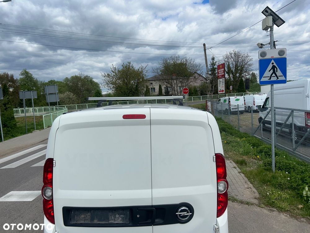 Opel Combo - 8