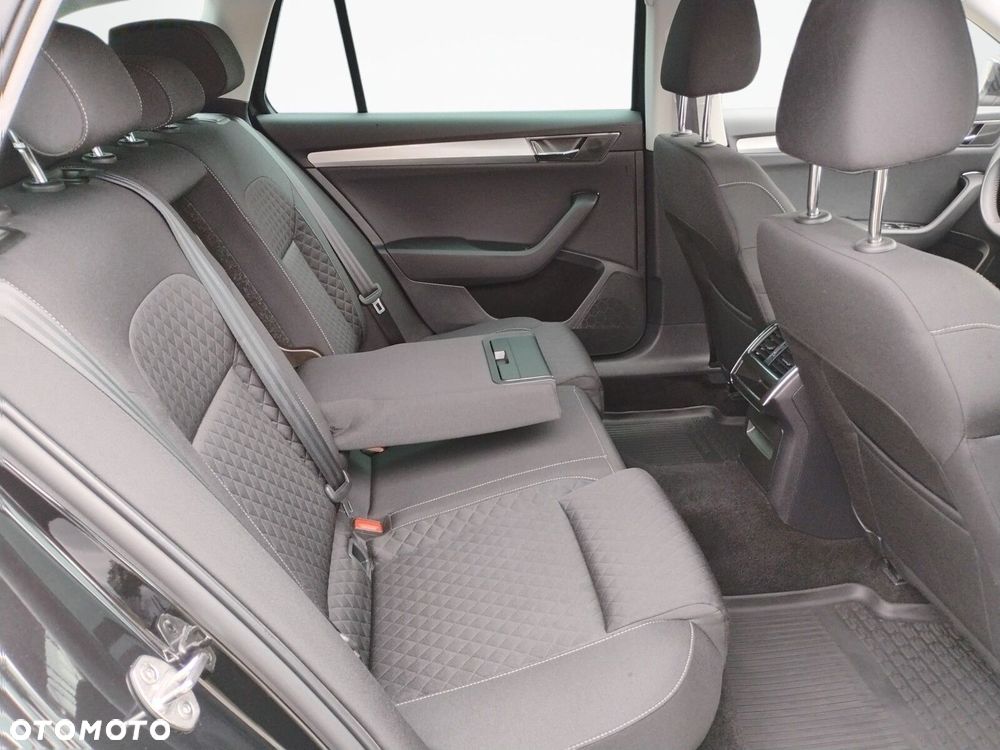 Skoda Superb 1.5 TSI Ambition DSG - 14