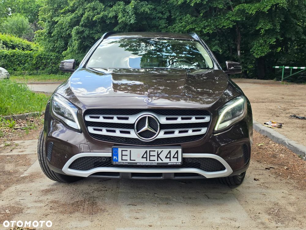 Mercedes-Benz GLA 250 4-Matic AMG Line - 20