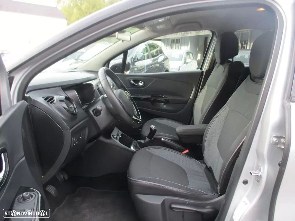 Renault Captur 1.5 dCi Exclusive - 21