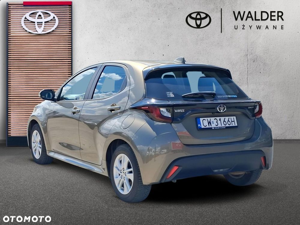 Toyota Yaris - 4