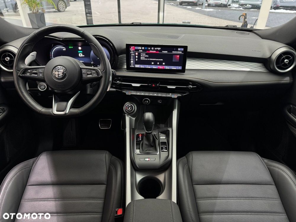 Alfa Romeo Tonale 1.5 T4 GSE mHEV Veloce DCT - 14