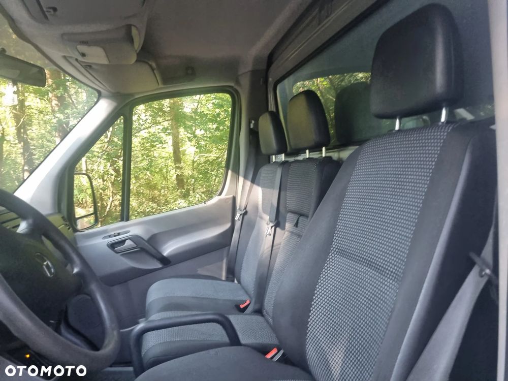 Mercedes-Benz Sprinter - 18
