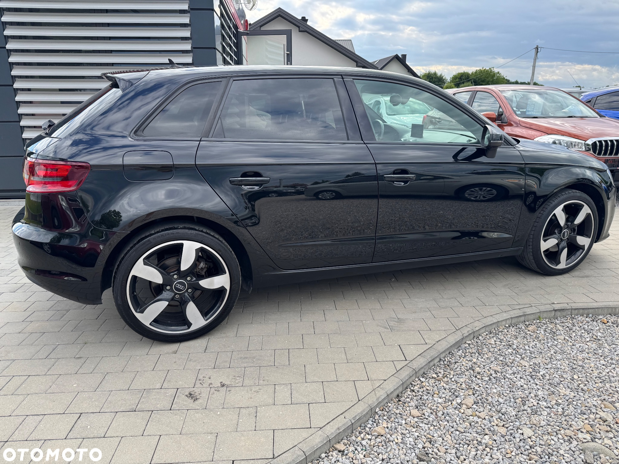Audi A3 1.6 TDI Sportback S tronic - 18