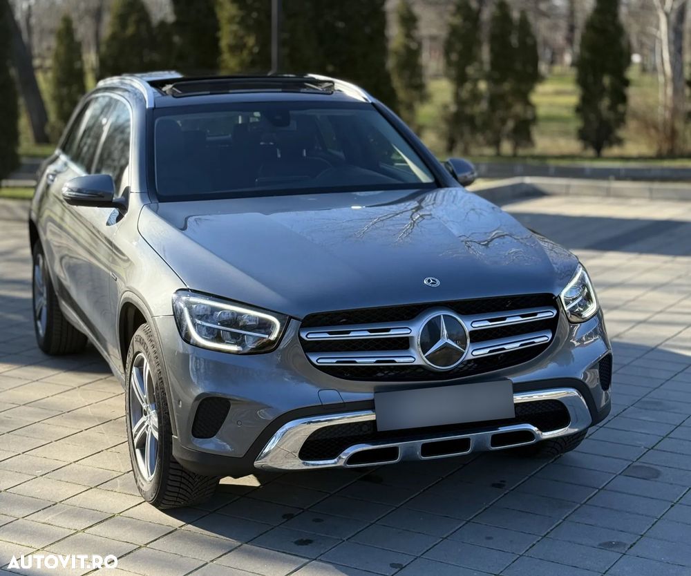 MERCEDES-BENZ Glc