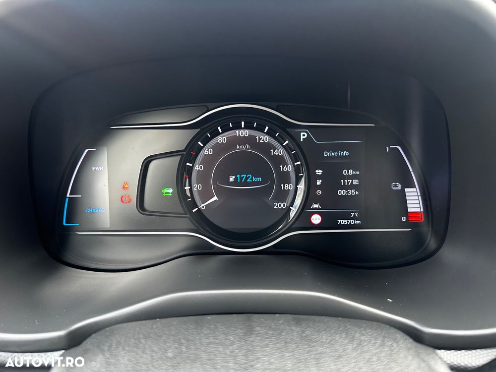 Hyundai KONA EV Premium - 34