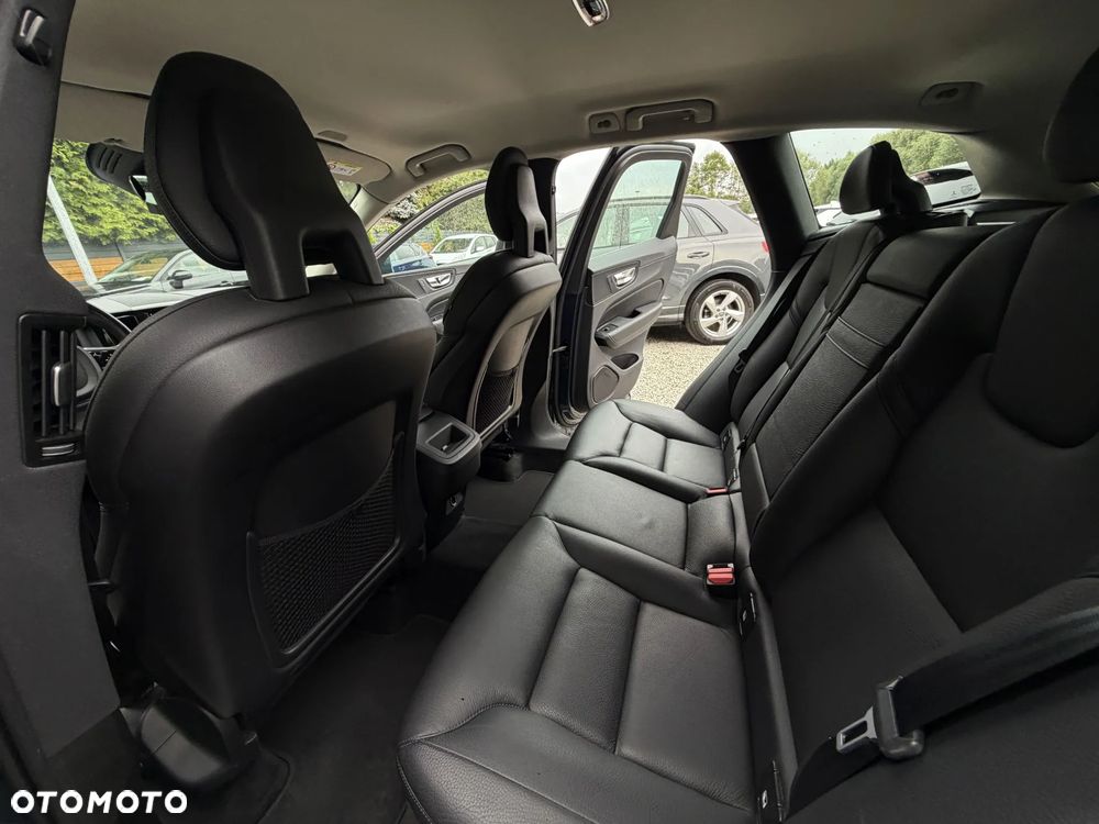 Volvo XC 60 D4 AWD Geartronic Inscription - 20