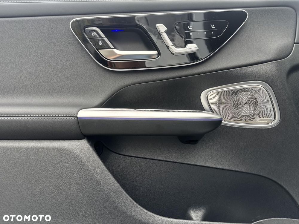 Mercedes-Benz GLC - 12