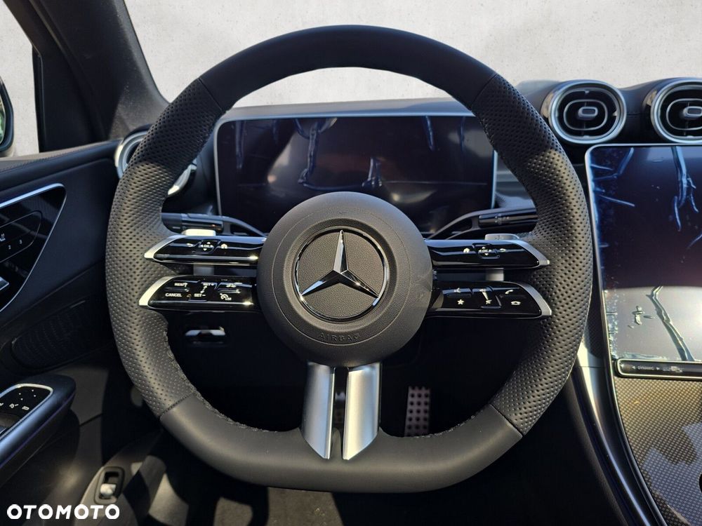 Mercedes-Benz GLC - 14