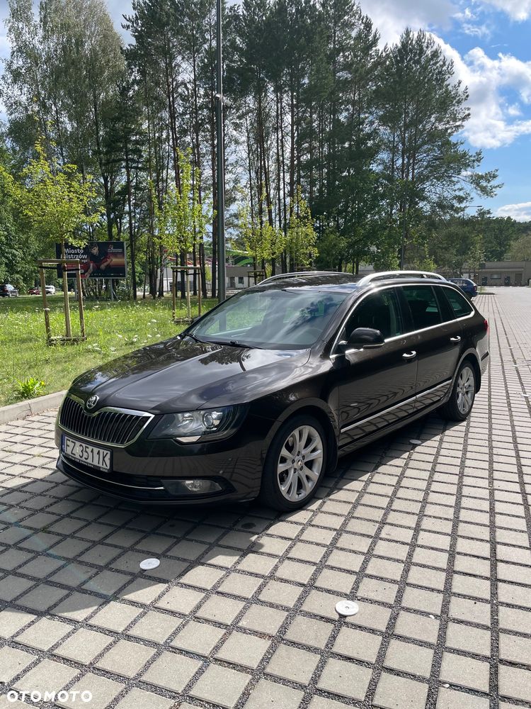 Skoda Superb 2.0 TDI Ambition - 1