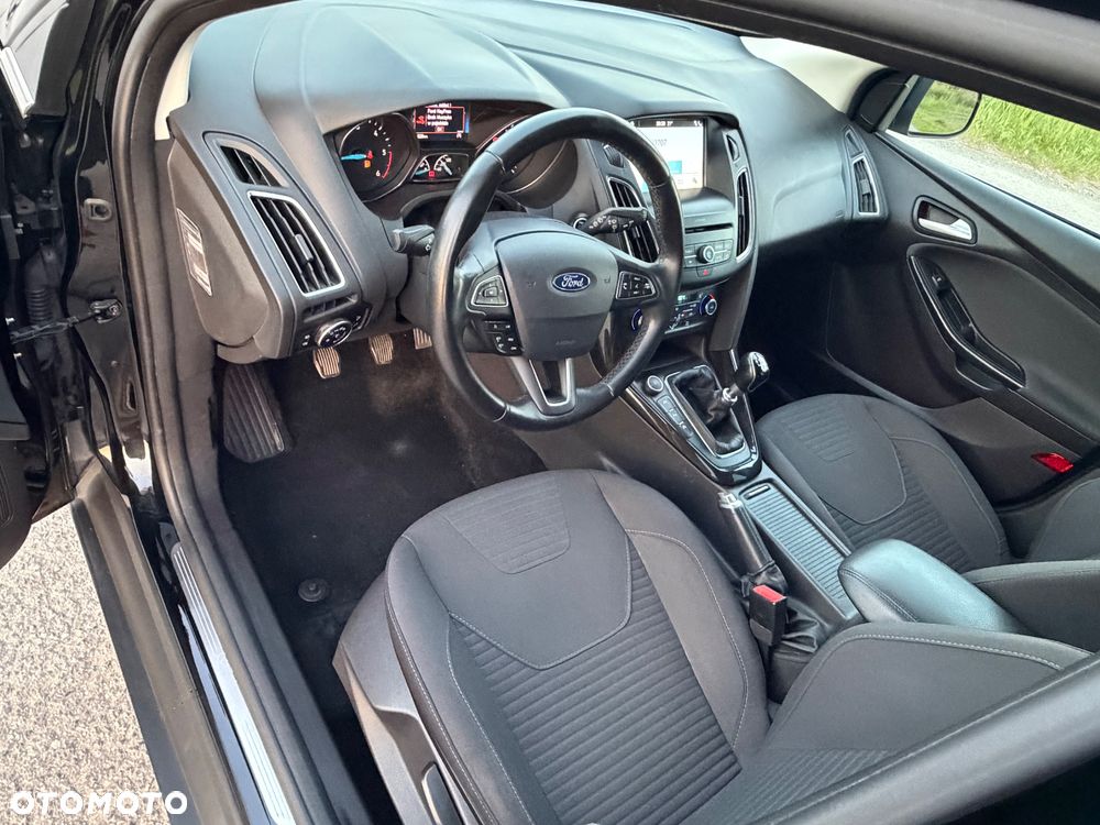 Ford Focus 2.0 TDCi Titanium ASS - 29