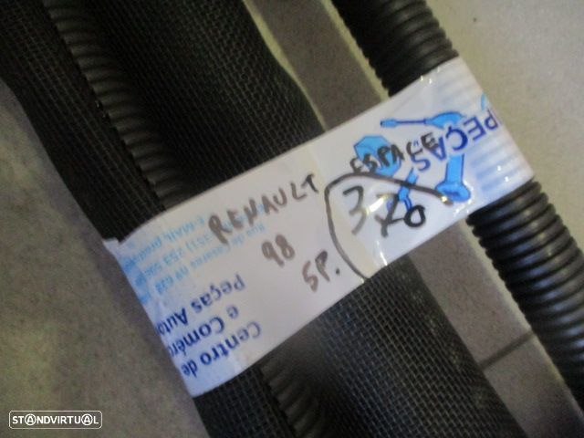 Tampo Cortina Da Mala TAMP370 RENAULT ESPACE 1998 5P - 2