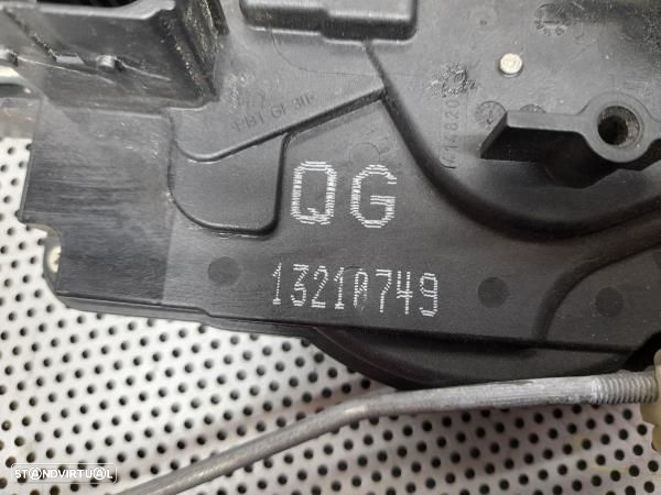 Fecho Porta Frente Dto Opel Astra H Gtc (A04) - 4