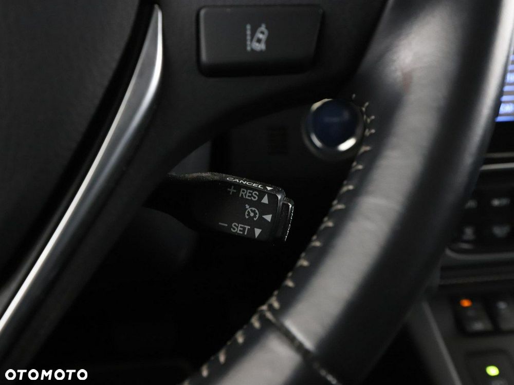 Toyota Auris 1.8 VVT-i Automatik Team Deutschland - 31