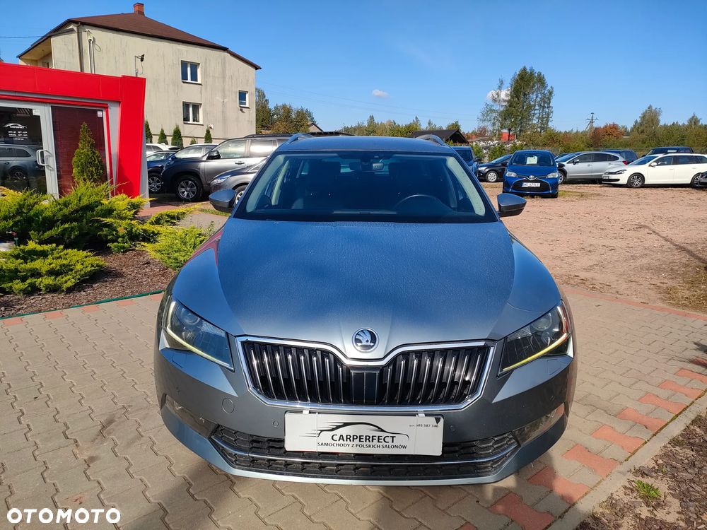 Skoda Superb 2.0 TDI DSG Premium Edition - 7