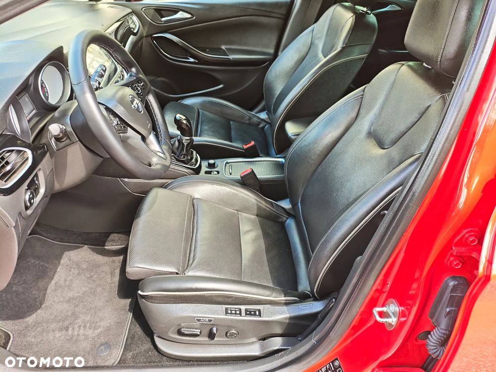 Opel Astra 1.4 Turbo Start/Stop Ultimate - 16