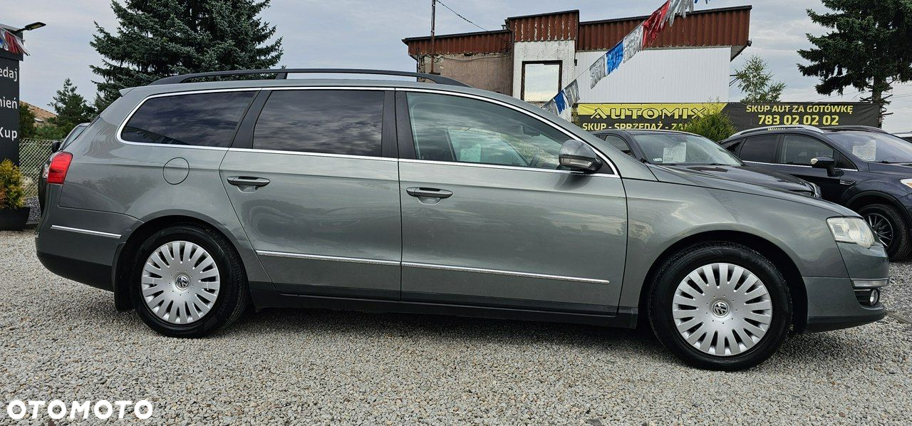 Volkswagen Passat - 36
