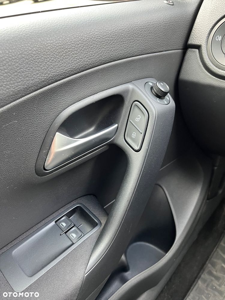 Volkswagen Polo 1.0 Trendline - 24
