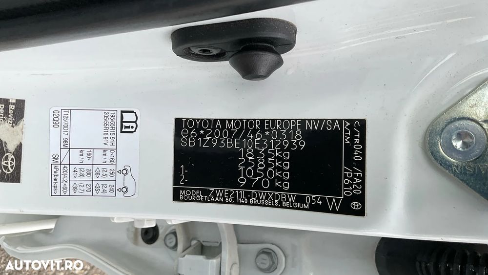 Toyota Corolla 1.8 HSD TS Eco - 34