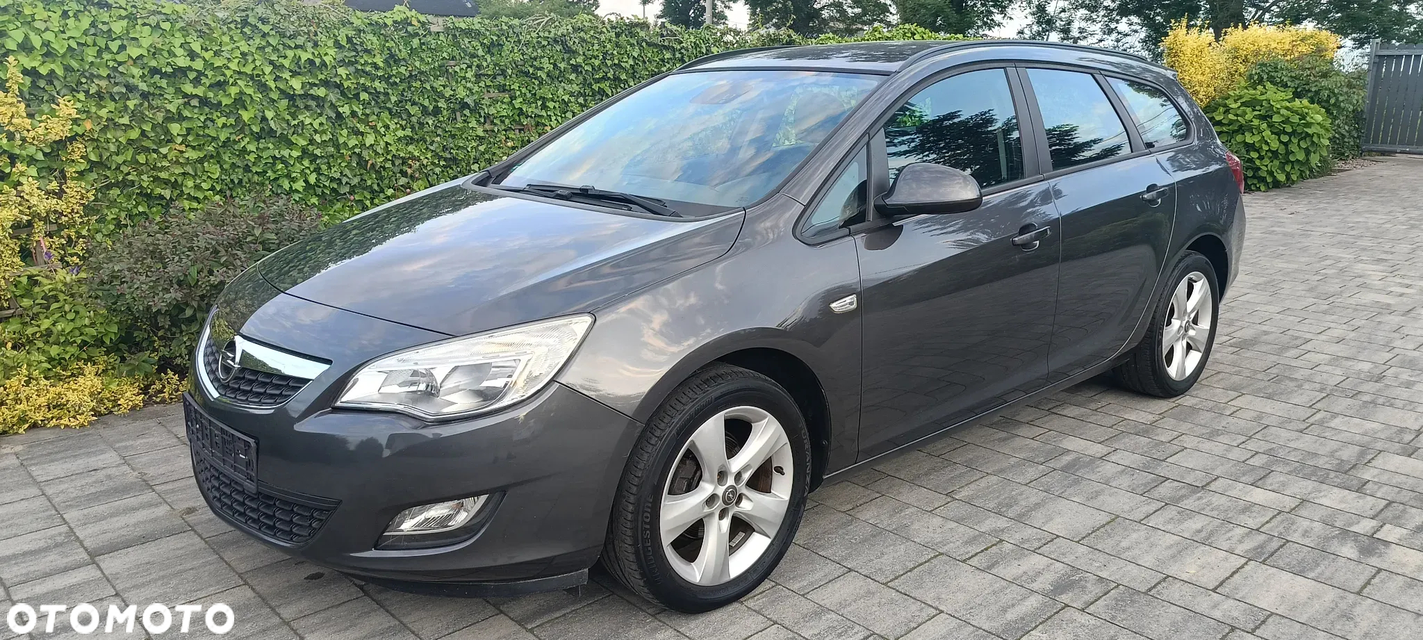 Opel Astra 1.4 Turbo Color Edition - 4