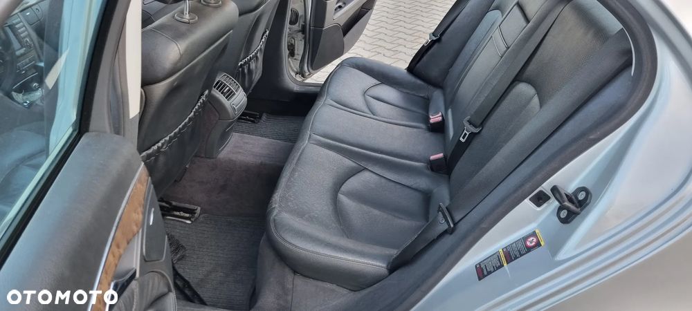 Mercedes-Benz Klasa E - 12