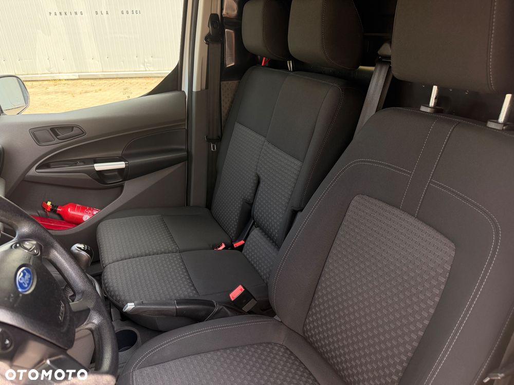 Ford Transit Connect - 13