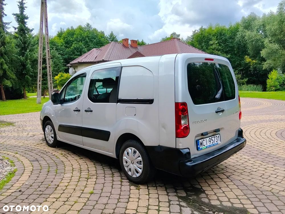 Peugeot Partner L2 Presence - 11