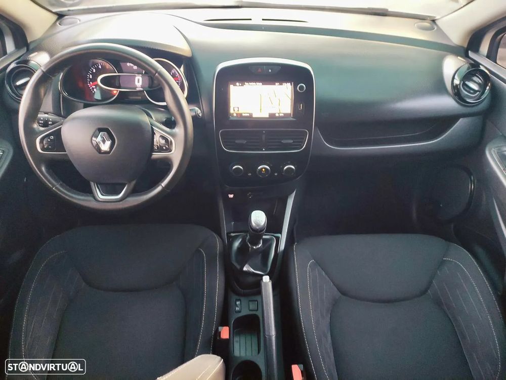 Renault Clio Sport Tourer - 4