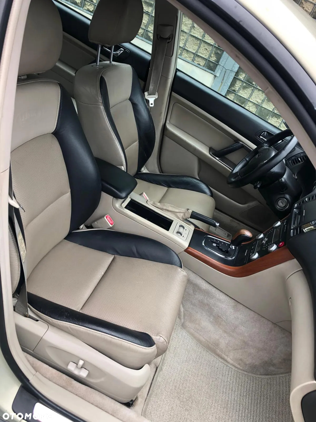 Subaru Outback Legacy 3.0 H6 - 12