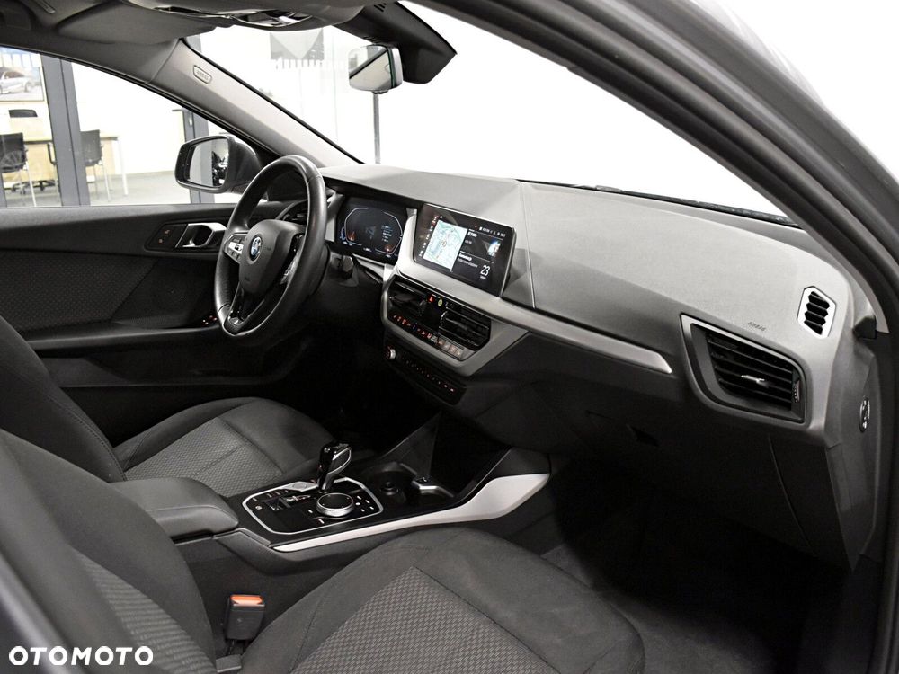 BMW Seria 1 - 13