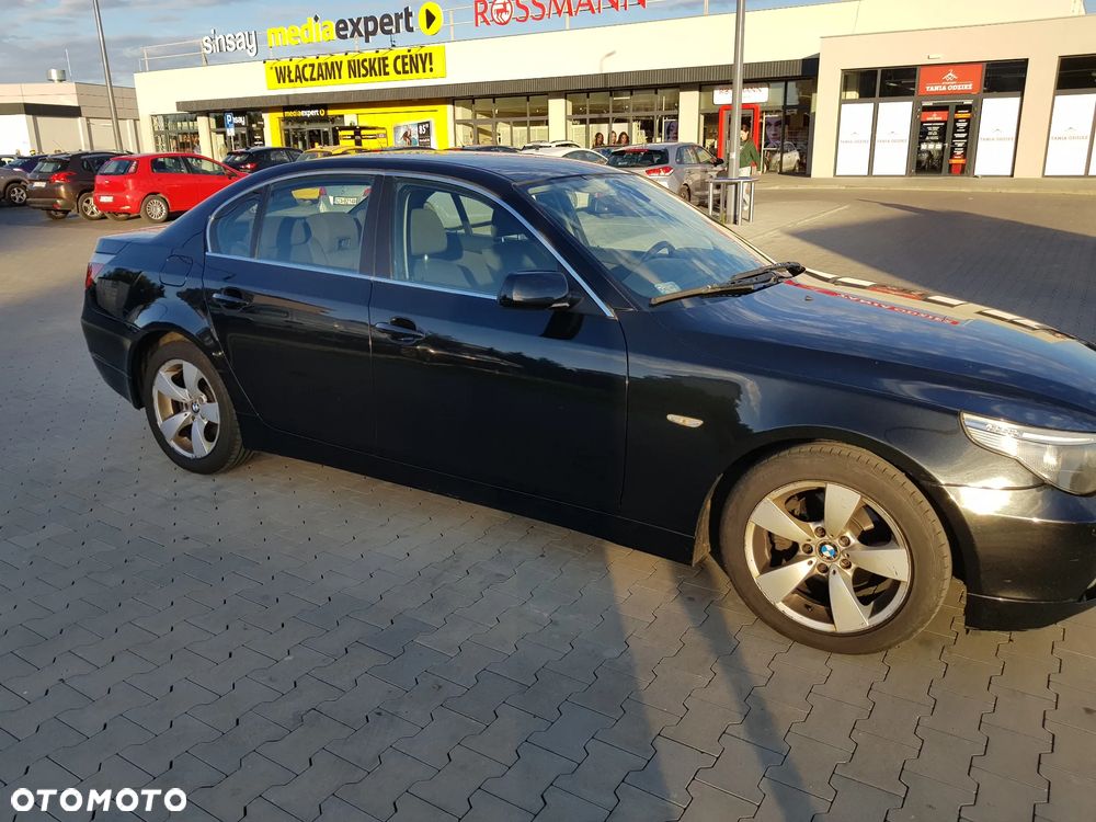 BMW Seria 5 520d - 4