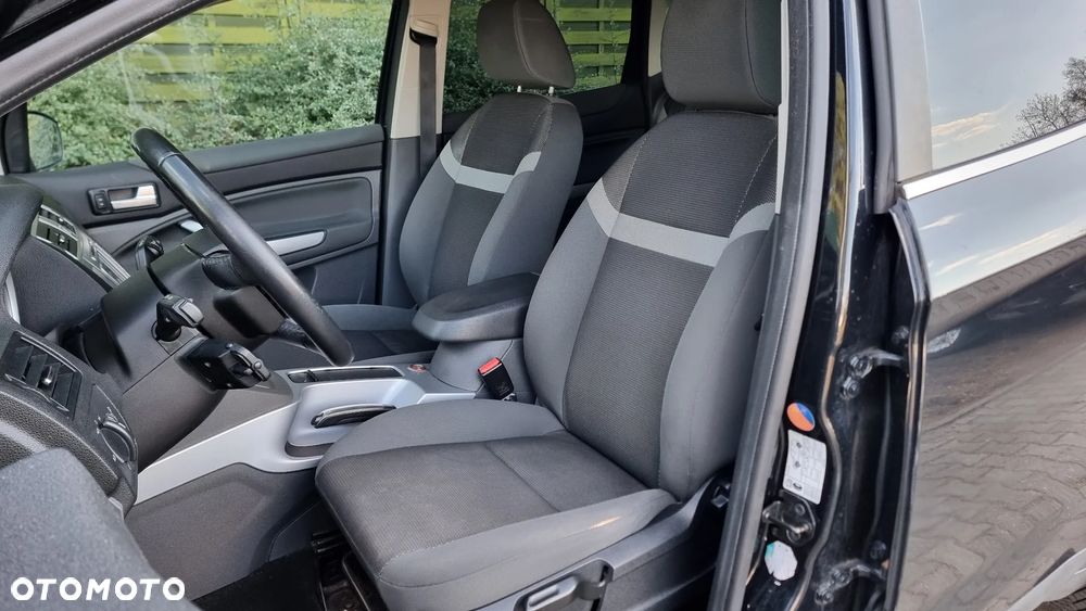 Ford Kuga 2.0 TDCi 4x4 Champions Edition - 18