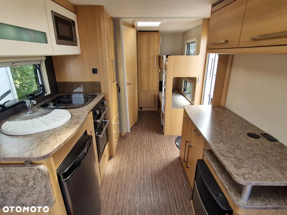 Elddis Avante - 8