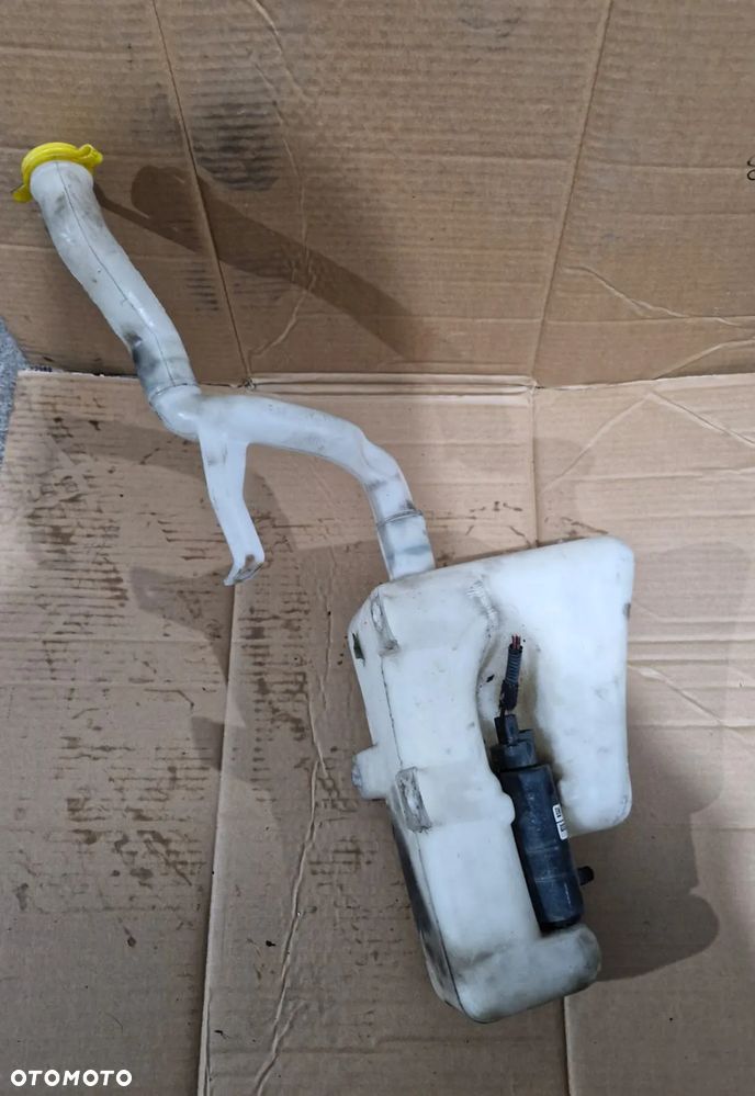 Zbiorniczek płynu spryskiwaczy Opel Meriva A XENON 1331976 - 1