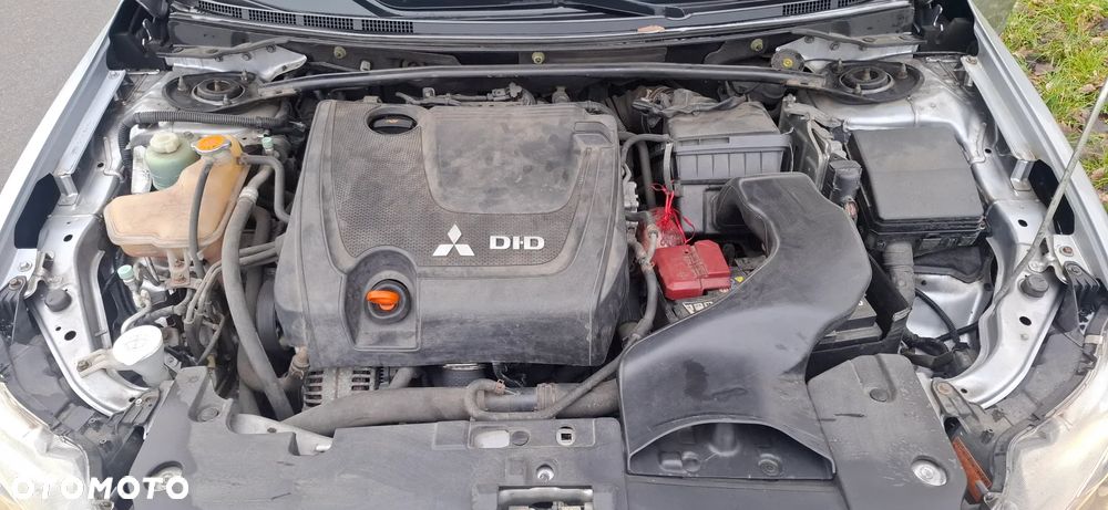 Mitsubishi Lancer 2.0 DID Intense - 13