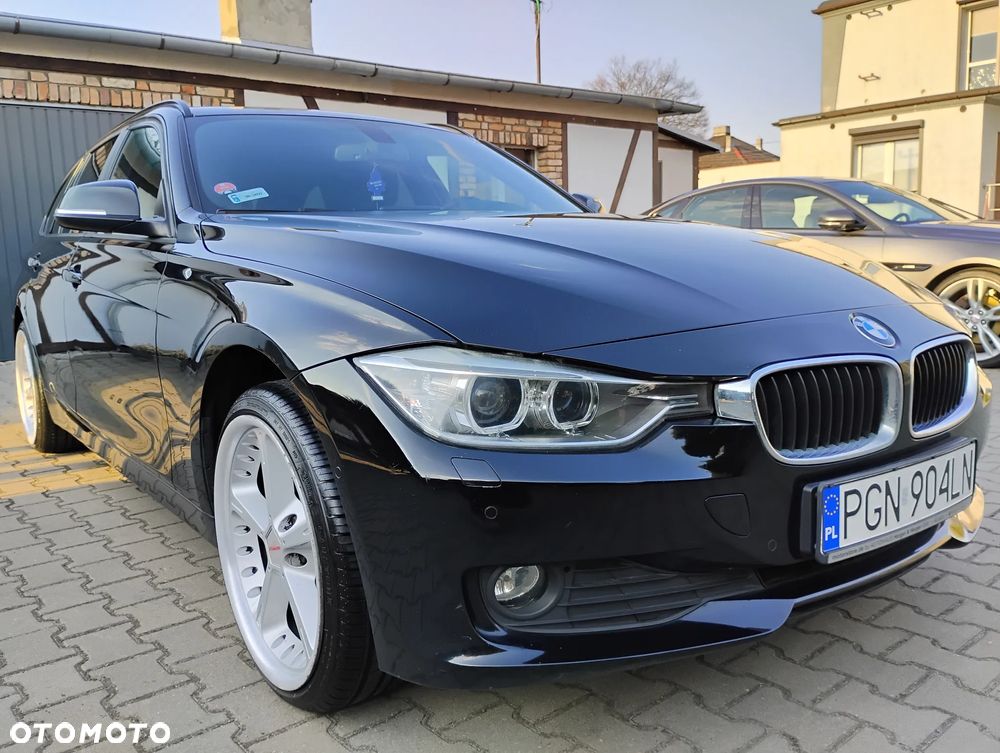 BMW Seria 3 318d - 11