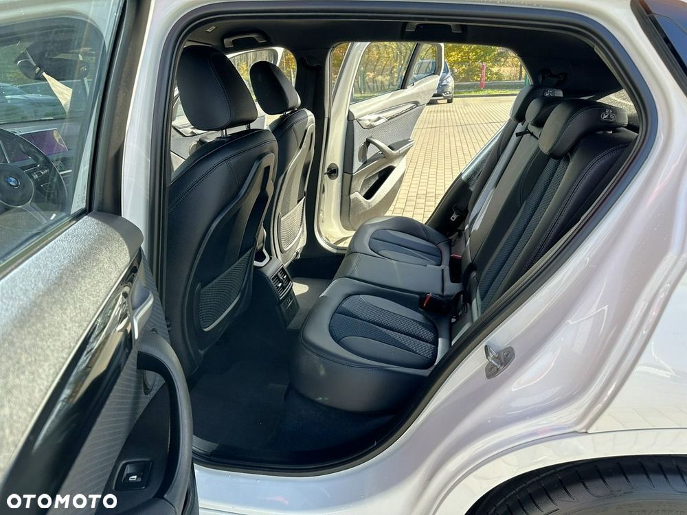BMW X2 sDrive18i M Sport - 12