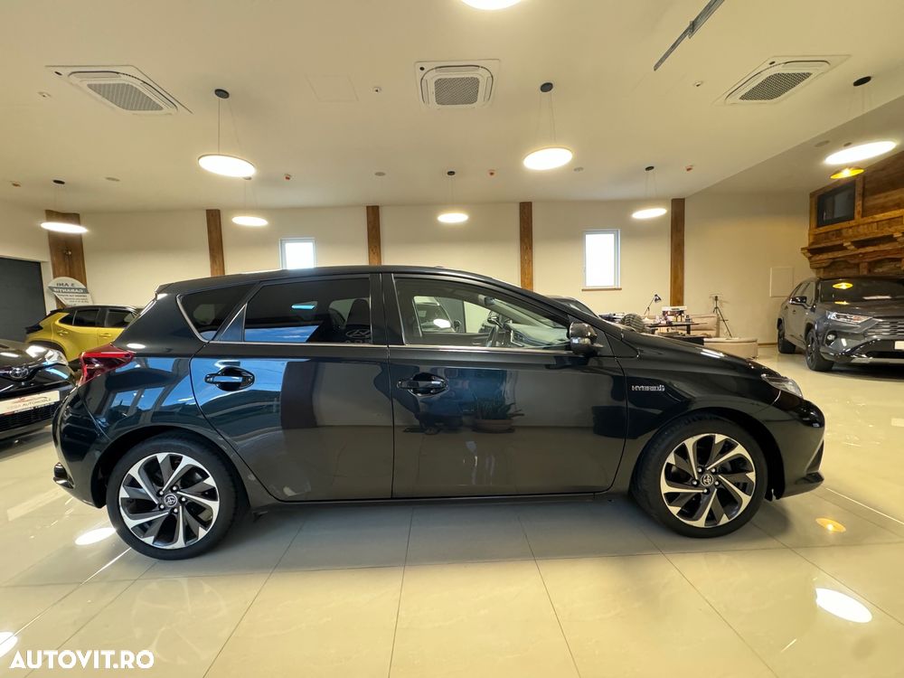 Toyota Auris 1.8 VVT-i Hybrid Automatik Design Edition - 5