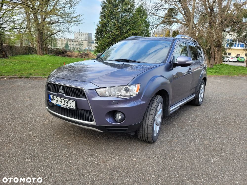 Mitsubishi Outlander 2.0 DID Instyle - 14