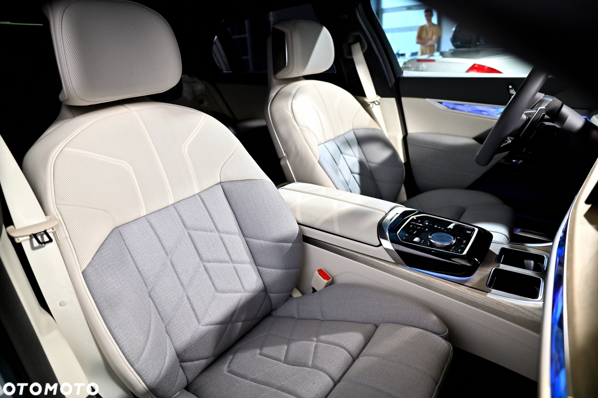 BMW Seria 7 - 19