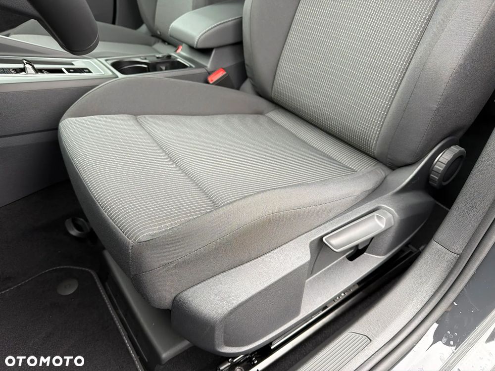 Volkswagen Golf 1.5 eTSI mHEV Pure DSG - 13