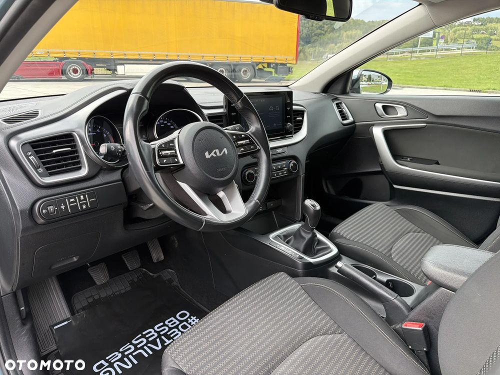 Kia Ceed 1.0 T-GDI M - 10